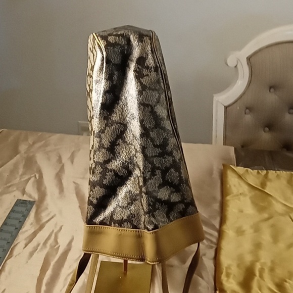 Vintage YSL Elegant Gold and Brown Tote Bag - Picture 2 of 6